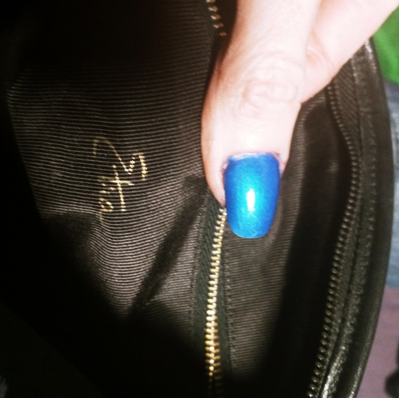 Vintage leather black clutch - Picture 3 of 9